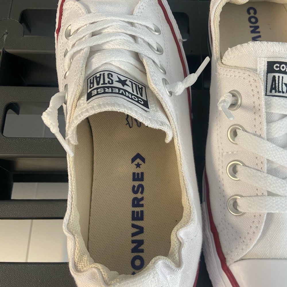 Converse - Picture 3 of 4